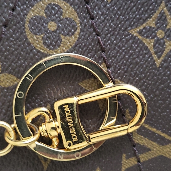 Authentic Louis Vuitton - Picture 2 of 10